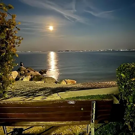 Lamasu Dusano - Di Garda Apartament *